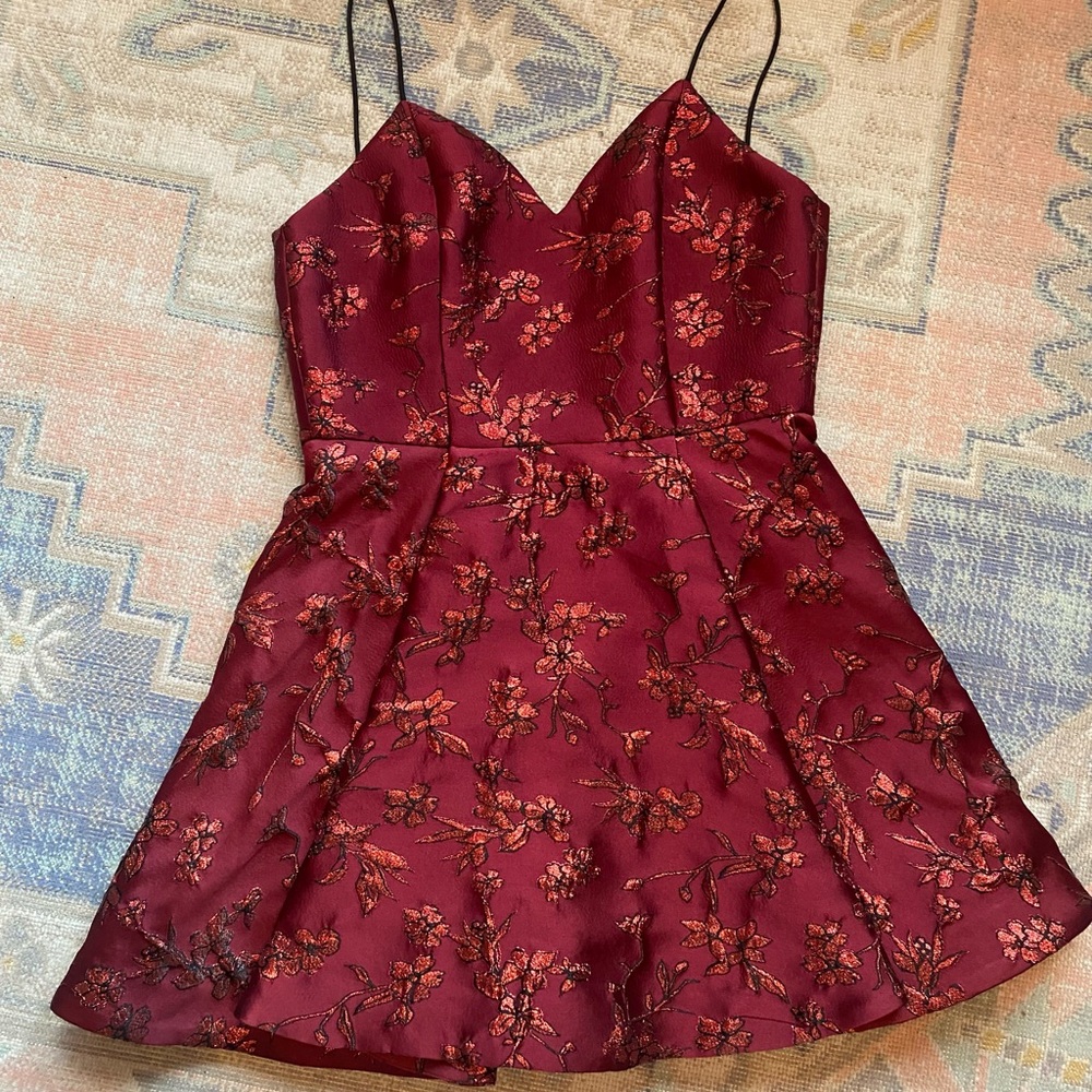 Gorgeous Alice and Olivia mini dress Burgundy floral skirt